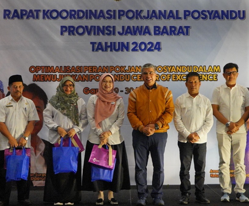 Kepala DPMD Jabar, Dicky Saromi